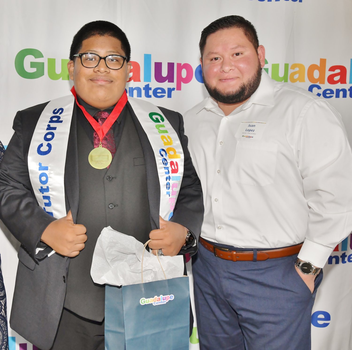Juan Lopez (right), volunteered as a mentor for 2022 Immokalee High School graduate Miguel Lopez (left) through Guadalupe Center’s college-preparatory Tutor Corps Program.
